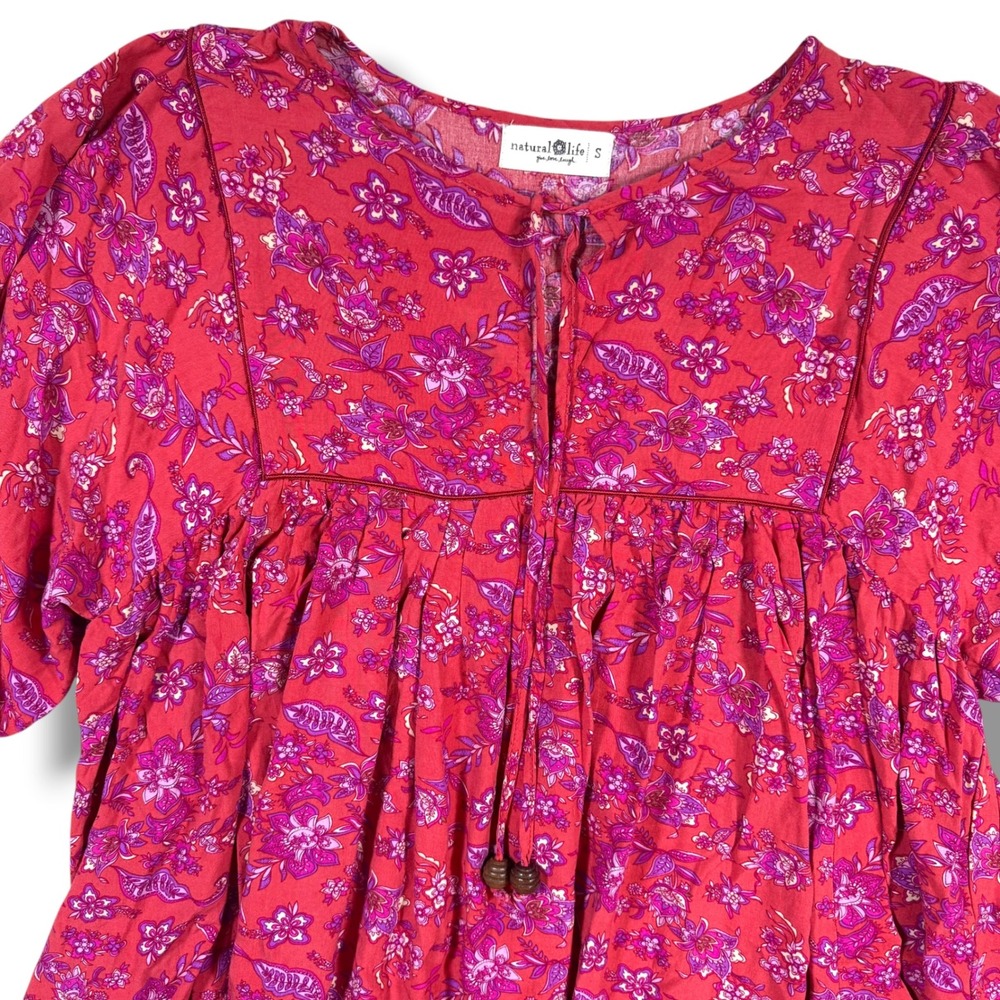Natural Life Tunic Top Women Size S Red Floral Boho Rayon Babydoll 3/4 Sleeve
